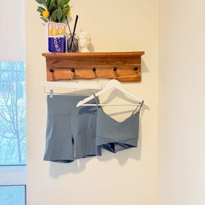 Vuori Set Adeline Stretch Woven Bra MED and Shorts SM in Azure